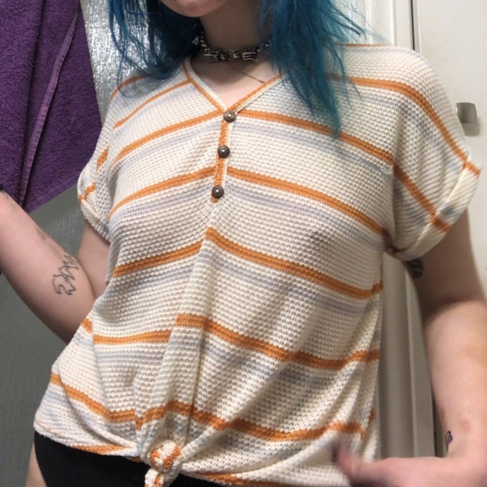 orange/beige knit crop top Lg